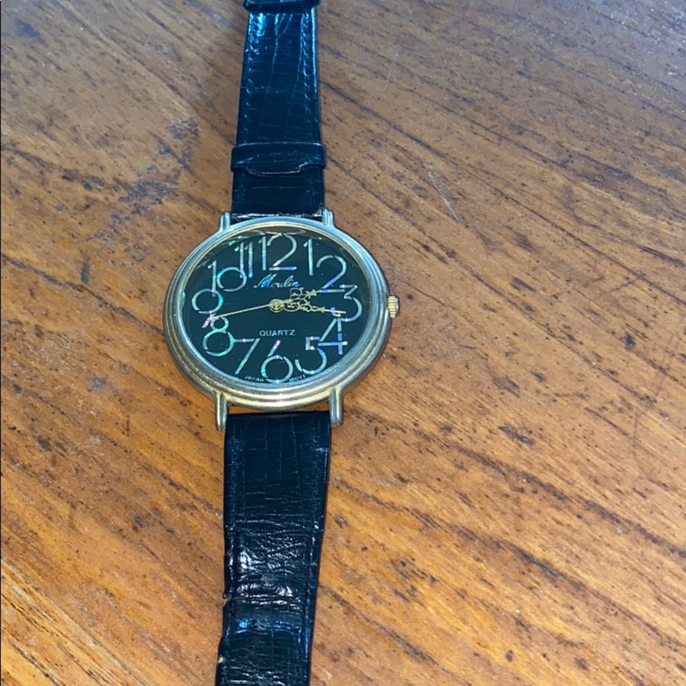 VTG Moulin quartz black iridescent number watch